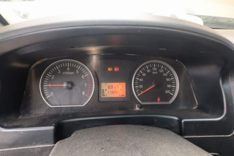 Used FORTHING Lingzhi 2017 M3L 1.6L 7-Seater Comfort Model Instrument Cluster