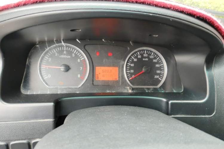 Used FORTHING Lingzhi 2017 M3L 1.6L 7-Seater Standard Model Instrument Cluster