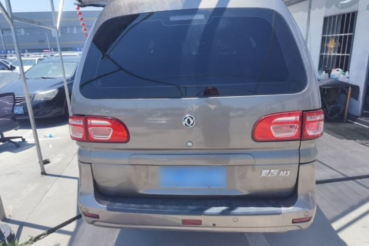 Used FORTHING Lingzhi 2017 Facelifted M3L 1.6L 7-Seater Standard Version Rear