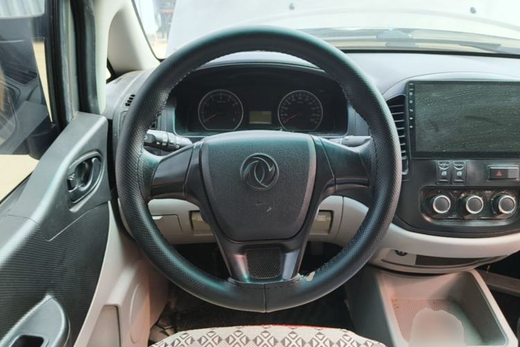 Used FORTHING Lingzhi 2017 Facelifted M3L 1.6L 7-Seater Standard Version Steering Wheel