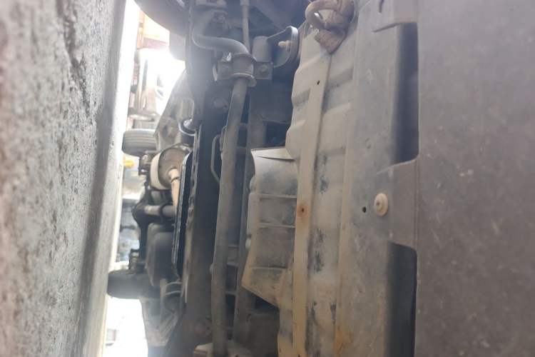 Used FORTHING Lingzhi 2017 M3L 1.6L 7-Seater Comfort Model Chassis Front