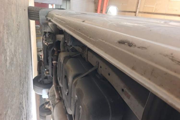 Used FORTHING Lingzhi 2017 M3L 1.6L 7-Seater Comfort Model Chassis Rear Left