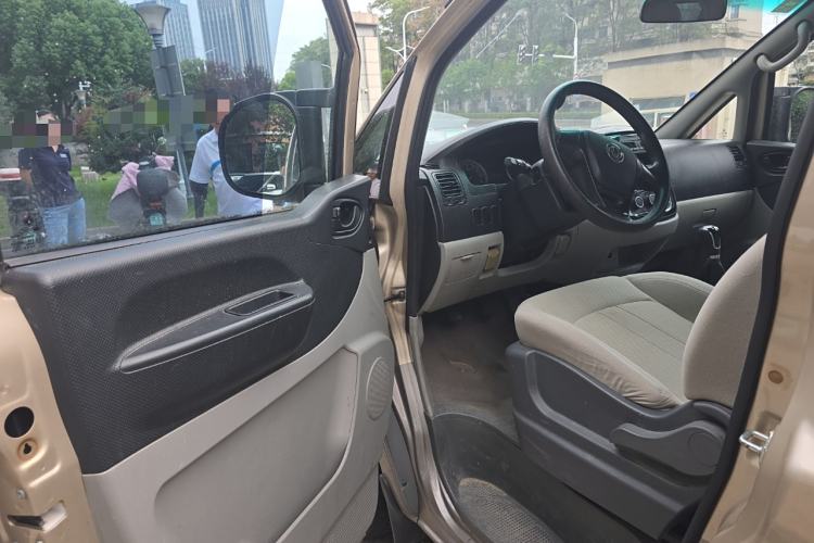 Used FORTHING Lingzhi 2017 M3L 1.6L 7-Seater Comfort Model Driver Seat