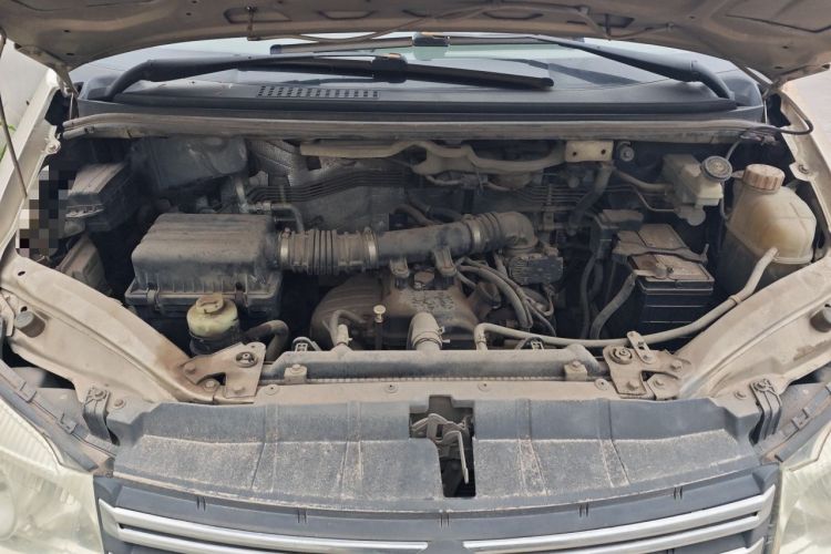 Used FORTHING Lingzhi 2017 Restyled M3L 1.6L 7-Seater Comfort Version Engine Bay