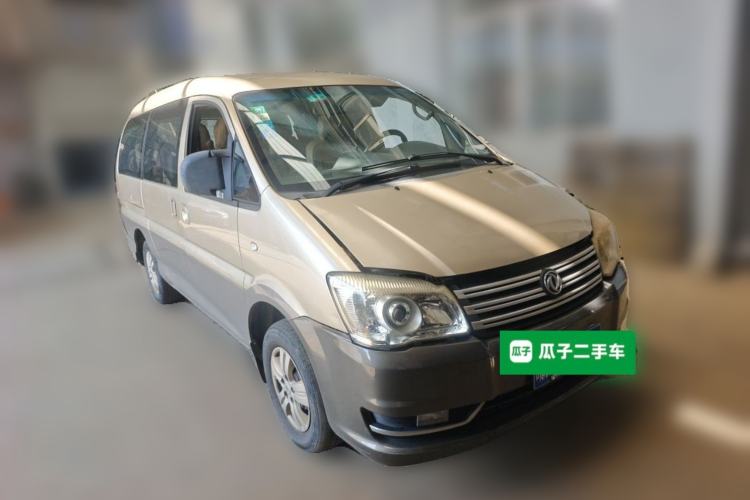 Used FORTHING Lingzhi 2017 M3L 1.6L 7-Seater Comfort Model Front Right 45 Deg