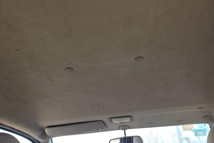 Used FORTHING Lingzhi 2017 V3 1.5L 5-Seater Special Offer Model Headliner