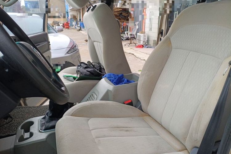 Used FORTHING Lingzhi 2017 Restyled M3L 1.6L 7-Seater Comfort Version Left Front Seat