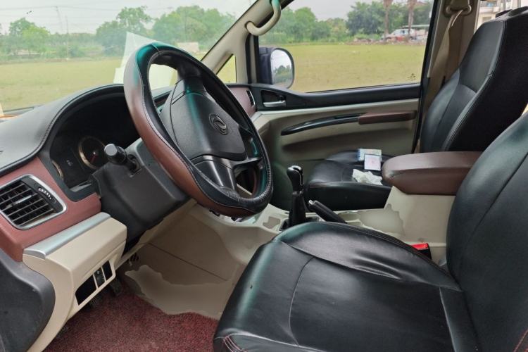 Used FORTHING Lingzhi 2017 M5L 1.6L 7-Seater Standard Model Left Front Seat