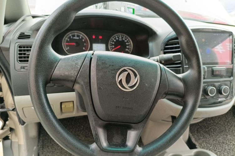 Used FORTHING Lingzhi 2017 Restyled M3L 1.6L 7-Seater Comfort Version Steering Wheel