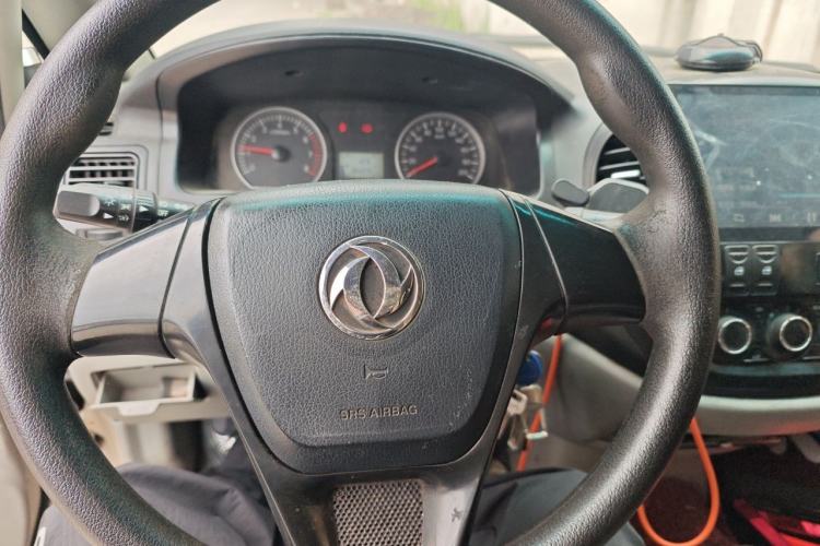 Used FORTHING Lingzhi 2017 Restyled M3L 1.6L 7-Seater Comfort Version Steering Wheel