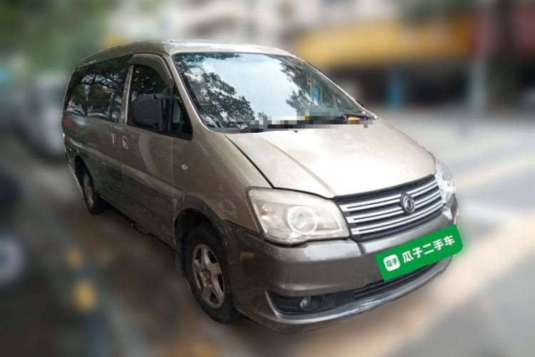 Used FORTHING Lingzhi 2017 Facelifted M3L 1.6L 7-Seater Standard Version Front Right 45 Deg