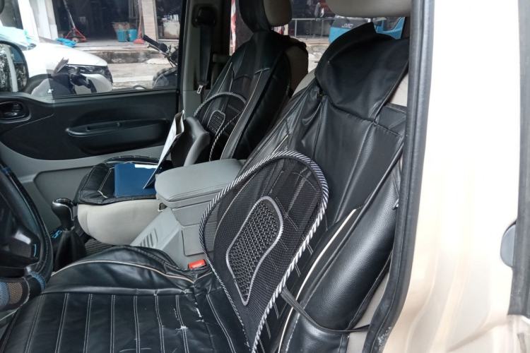Used FORTHING Lingzhi 2017 Facelifted M3L 1.6L 7-Seater Standard Version Left Rear Seat