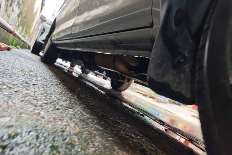Used FORTHING Lingzhi 2017 M5L 1.6L 7-Seater Standard Model Chassis Front Right