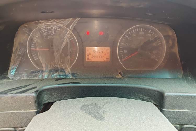 Used FORTHING Lingzhi 2017 M3L 1.6L 7-Seater Comfort Model Instrument Cluster