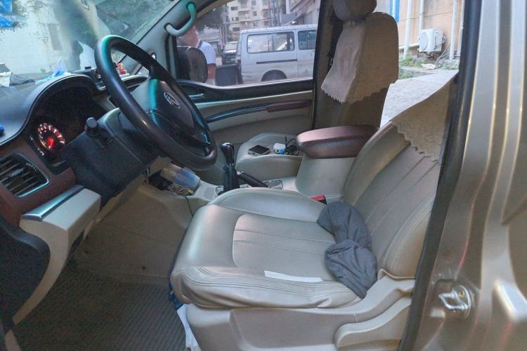 Used FORTHING Lingzhi 2017 M5L 1.6L 7-Seater Standard Model Left Front Seat