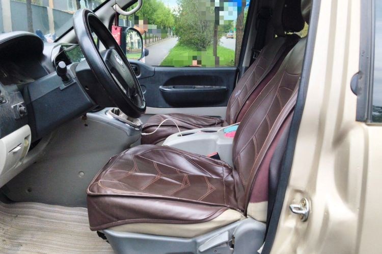 Used FORTHING Lingzhi 2017 M3L 2.0L 7-Seater Comfort Model Left Front Seat