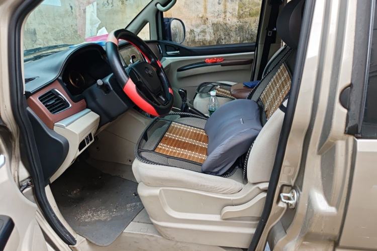 Used FORTHING Lingzhi 2017 M5L 1.6L 7-Seater Standard Model Left Front Seat