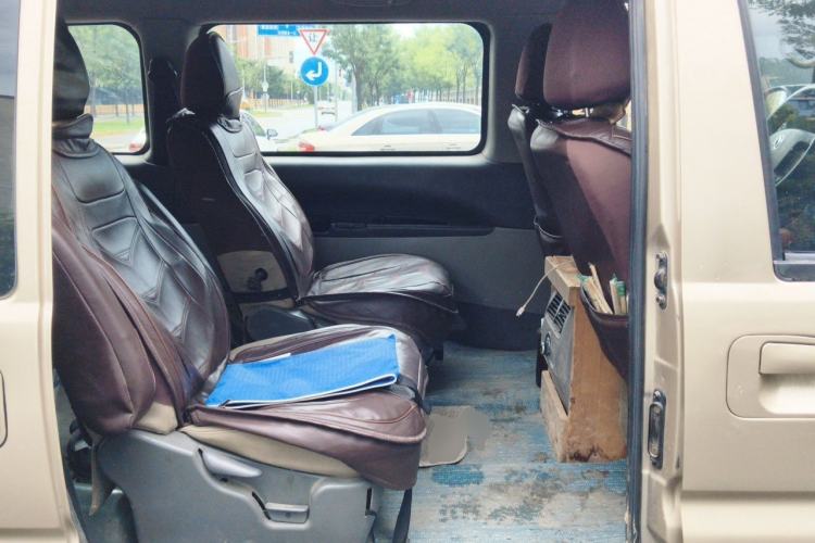 Used FORTHING Lingzhi 2017 M3L 2.0L 7-Seater Comfort Model Left Rear Seat