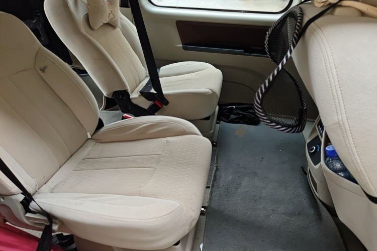 Used FORTHING Lingzhi 2017 M5L 1.6L 7-Seater Standard Model Left Rear Seat