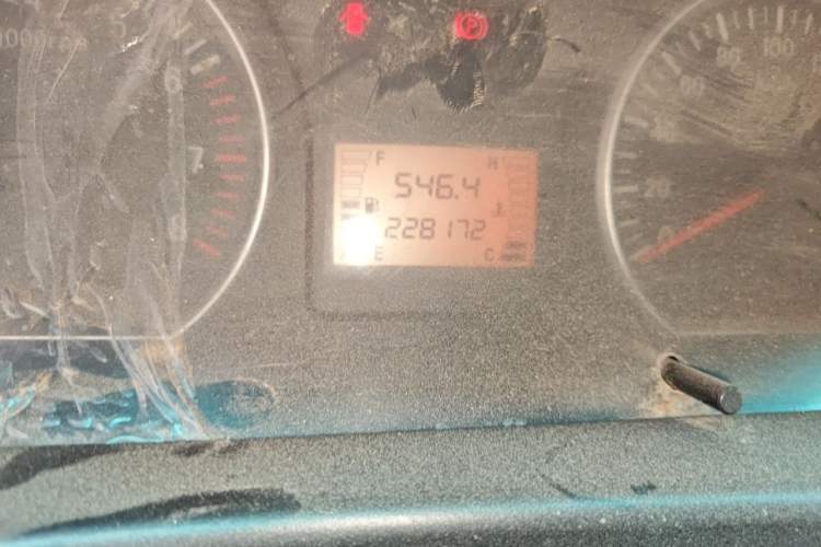 Used FORTHING Lingzhi 2017 M3L 1.6L 7-Seater Comfort Model Odometer Close Up