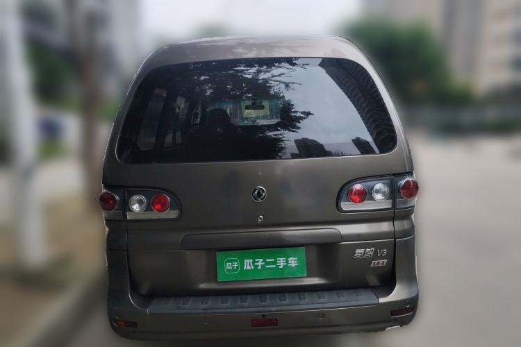 Used FORTHING Lingzhi 2017 V3 1.5L 5-Seater Special Offer Model Rear