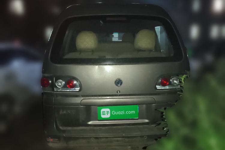 Used FORTHING Lingzhi 2017 V3 1.5L 7-seater Standard Model Rear