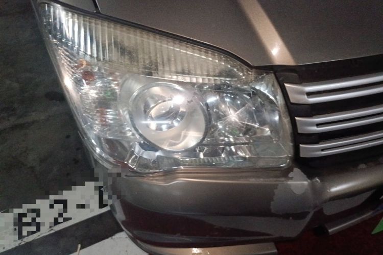 Used FORTHING Lingzhi 2017 Facelifted M3L 1.6L 7-Seater Standard Version Right Front Headlight