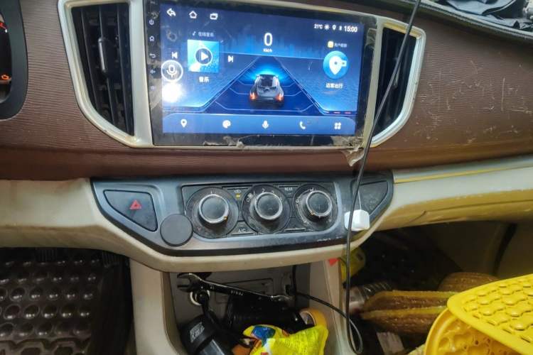 Used FORTHING Lingzhi 2017 M5 1.6L Standard Model Audio And AC Panel