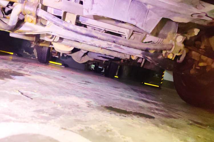 Used FORTHING Lingzhi 2017 M3L 1.6L 7-Seater Standard Model Chassis Front