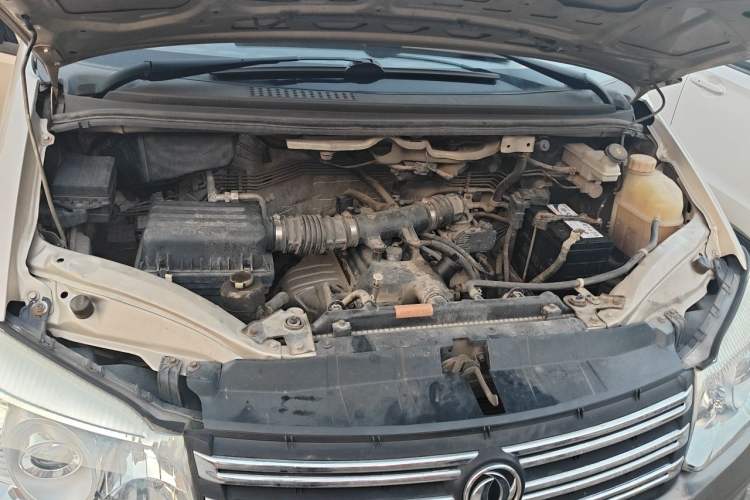 Used FORTHING Lingzhi 2017 Facelifted M3L 1.6L 7-Seater Standard Version Engine Bay