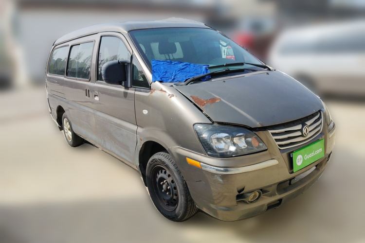 Used FORTHING Lingzhi 2017 M3L 1.6L 7-Seater Standard Model Front Right 45 Deg