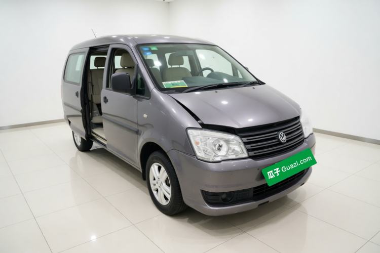 Used FORTHING Lingzhi 2017 M3L 1.6L 7-Seater Standard Model Front Right 45 Deg