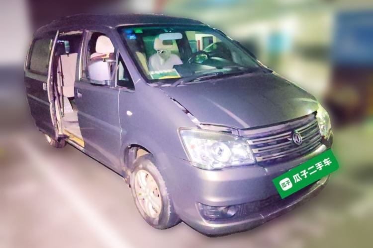 Used FORTHING Lingzhi 2017 M3L 1.6L 7-Seater Standard Model Front Right 45 Deg