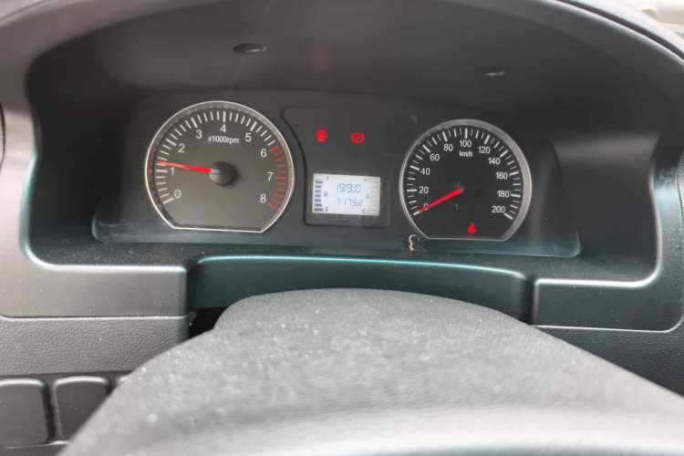 Used FORTHING Lingzhi 2017 Restyled M3L 1.6L 7-Seater Comfort Version Instrument Cluster