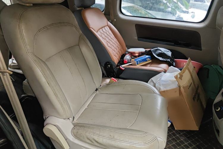 Used FORTHING Lingzhi 2017 M5L 1.6L 7-Seater Comfort Model Left Rear Seat