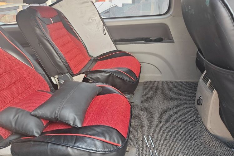 Used FORTHING Lingzhi 2017 Facelifted M3L 1.6L 7-Seater Standard Version Left Rear Seat