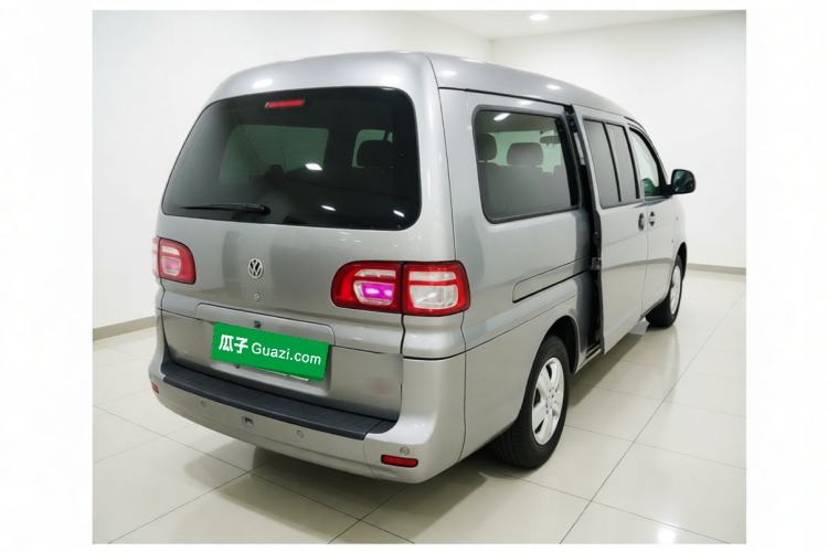 Used FORTHING Lingzhi 2017 M3L 1.6L 7-Seater Standard Model Rear Right 45 Deg