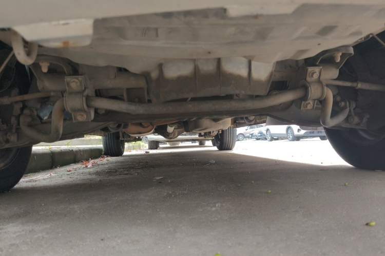 Used FORTHING Lingzhi 2017 V3 1.5L 7-seater Standard Model Chassis Front