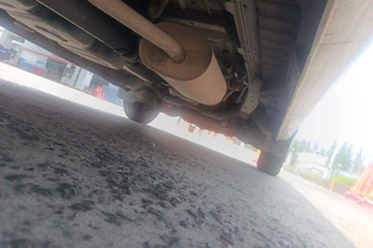 Used FORTHING Lingzhi 2017 M3L 1.6L 7-Seater Standard Model Chassis Rear Right