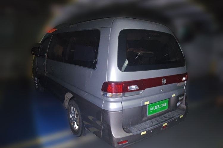 Used FORTHING Lingzhi 2017 M3L 1.6L 7-Seater Comfort Model Exterior 3