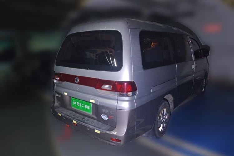 Used FORTHING Lingzhi 2017 M3L 1.6L 7-Seater Comfort Model Exterior 5
