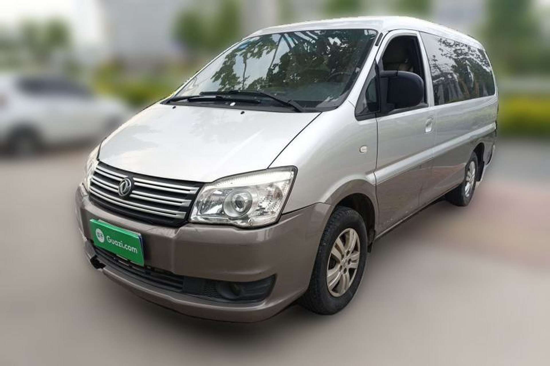 Used FORTHING Lingzhi 2017 Restyled M3L 1.6L 7-Seater Comfort Version Front Left 45 Deg