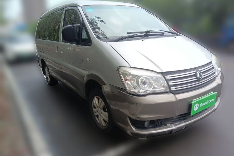 Used FORTHING Lingzhi 2017 Restyled M3L 1.6L 7-Seater Comfort Version Front Right 45 Deg
