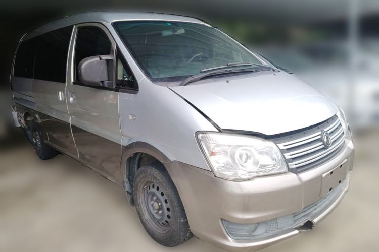 Used FORTHING Lingzhi 2017 Facelifted M3L 1.6L 7-Seater Standard Version Front Right 45 Deg