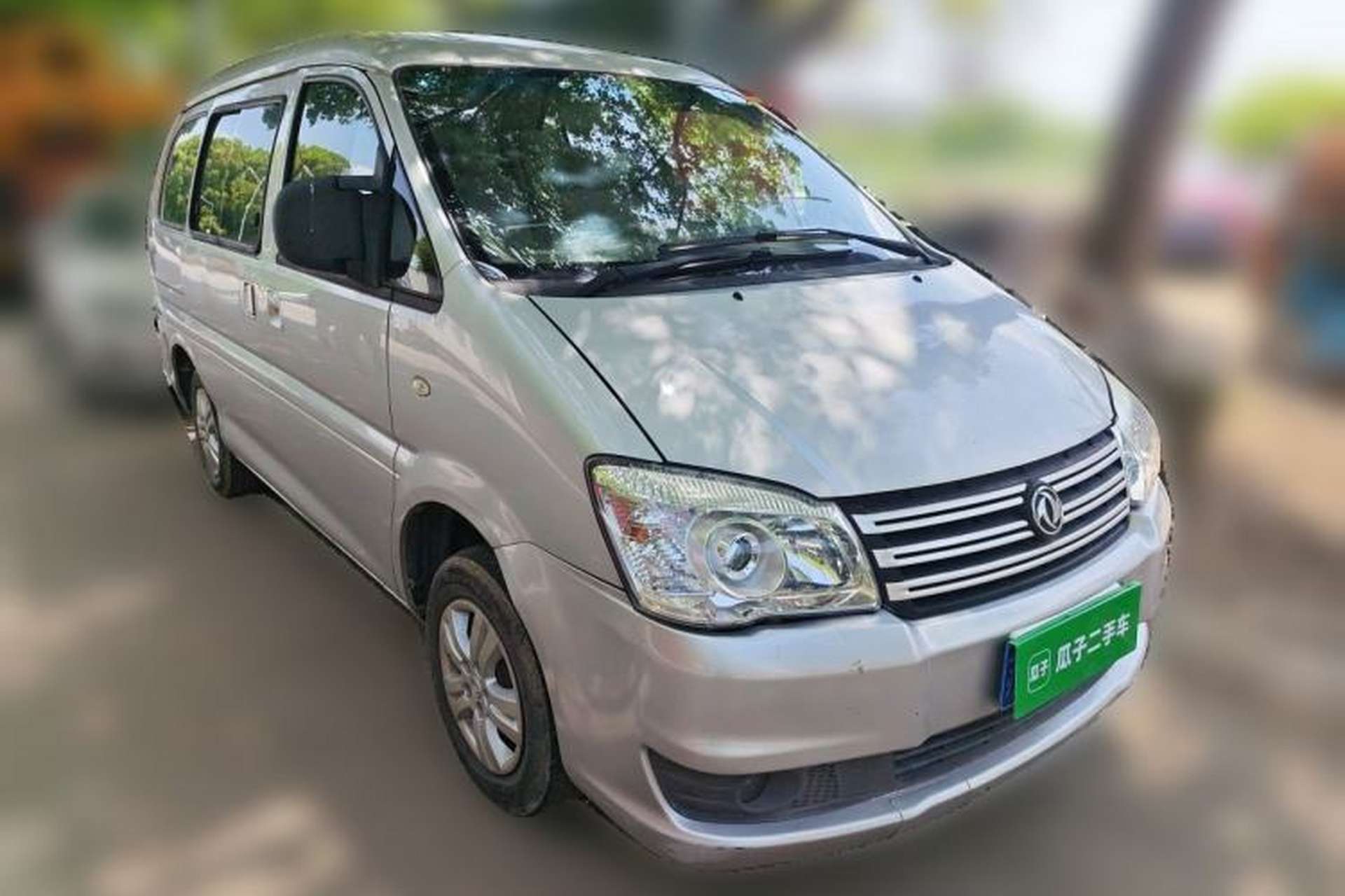 Used FORTHING Lingzhi 2017 V3 1.5L 7-Seater Comfort Model Front Right 45 Deg