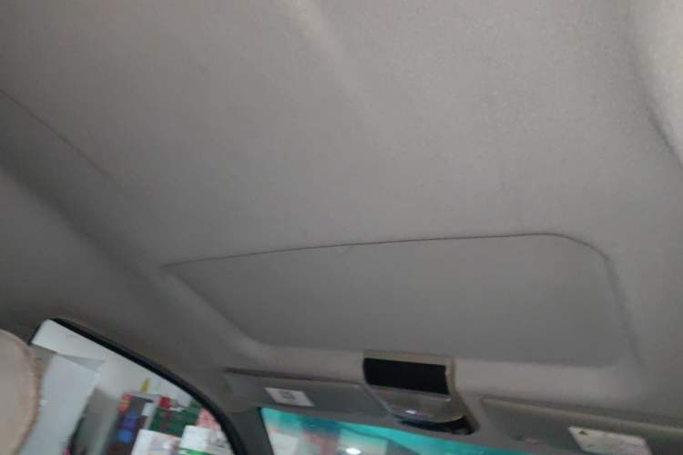 Used FORTHING Lingzhi 2017 Facelifted M3L 1.6L 7-Seater Standard Version Headliner