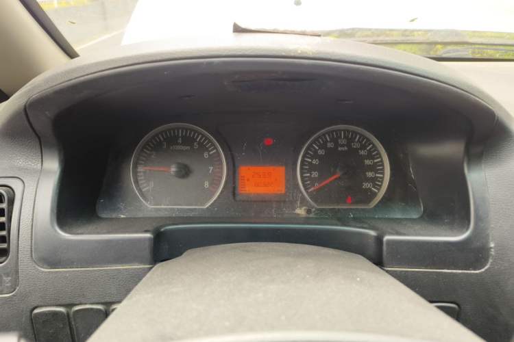 Used FORTHING Lingzhi 2017 M3L 1.6L 7-Seater Comfort Model Instrument Cluster