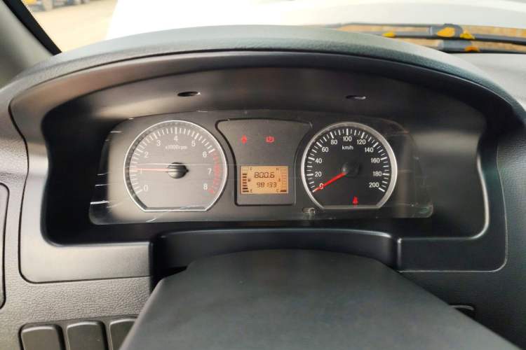 Used FORTHING Lingzhi 2017 M3L 1.6L 7-Seater Comfort Model Instrument Cluster