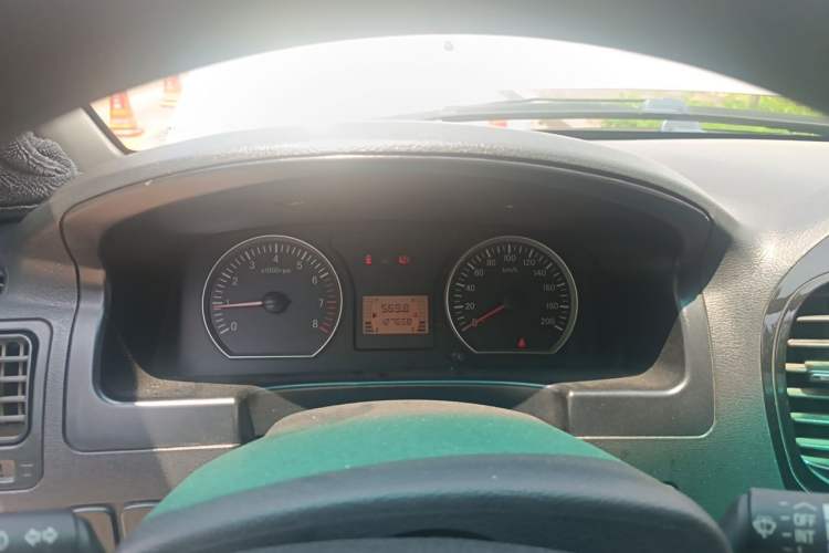 Used FORTHING Lingzhi 2017 M3L 1.6L 7-Seater Standard Model Instrument Cluster