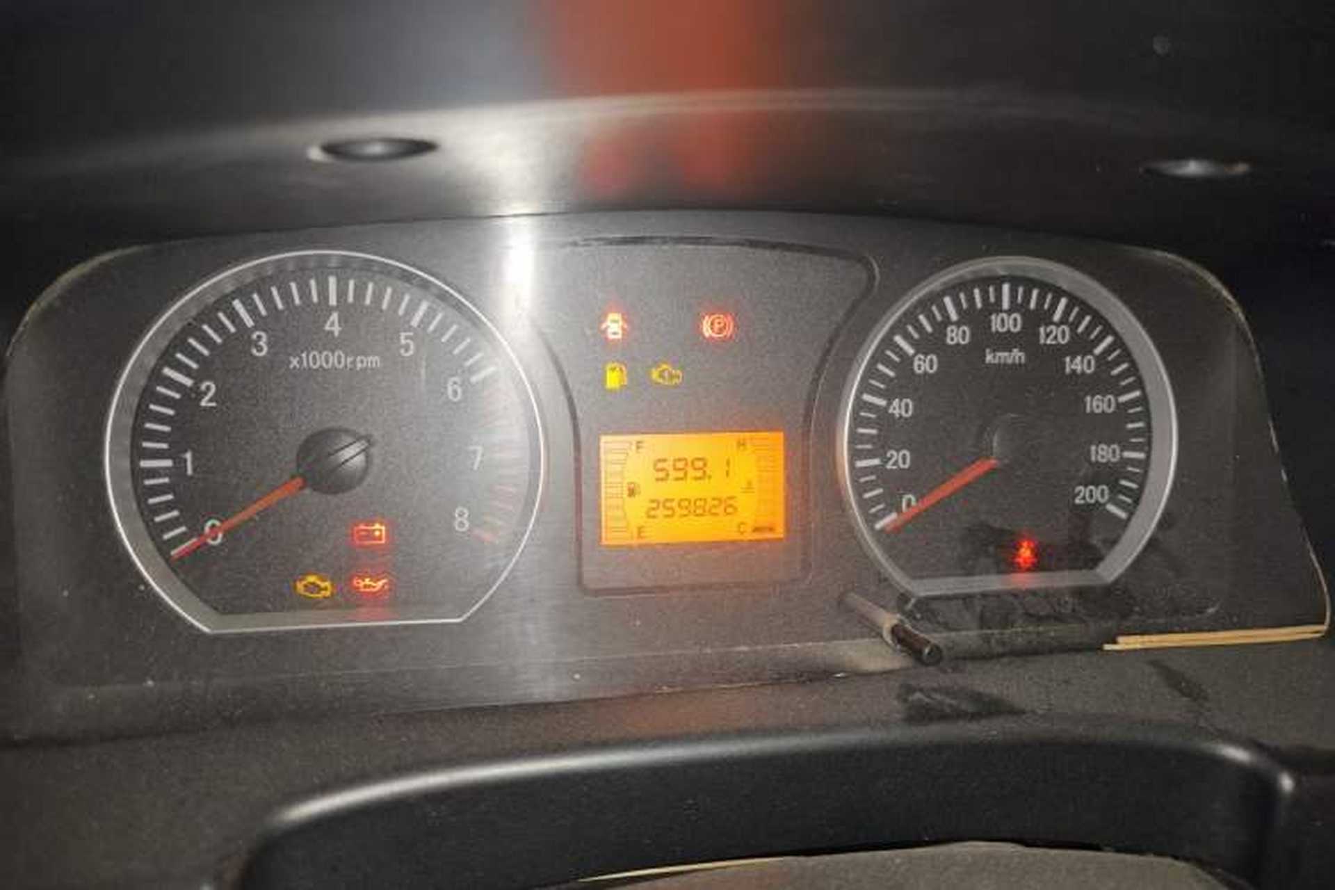 Used FORTHING Lingzhi 2017 M3L 1.6L 7-Seater Comfort Model Instrument Cluster